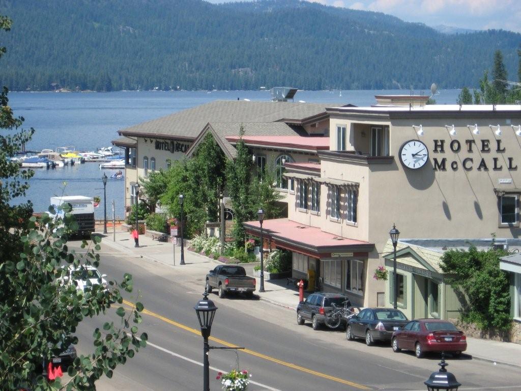 Hotel deals in mccall idaho